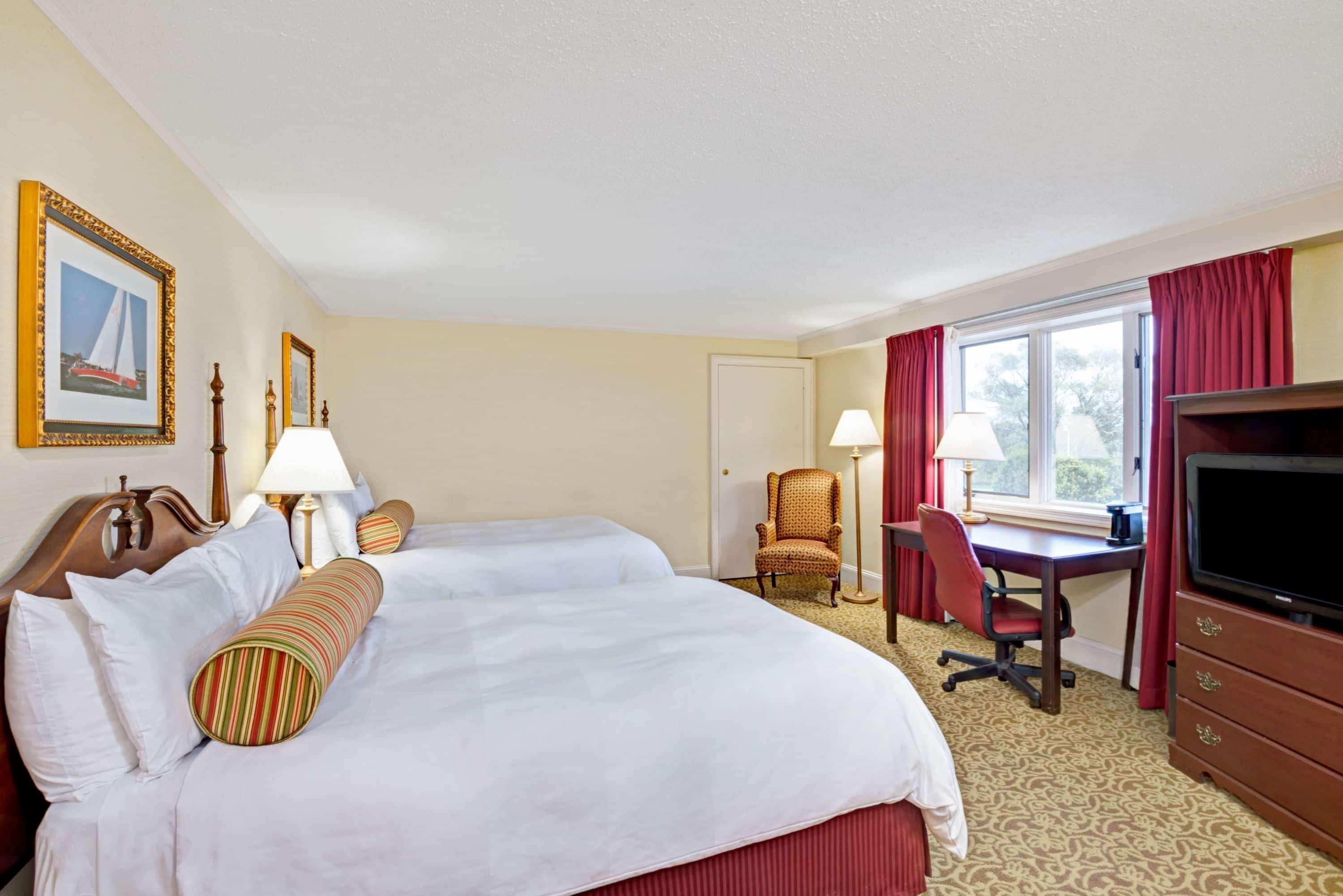 Ramada by Wyndham Seekonk Providence Area Bagian luar foto